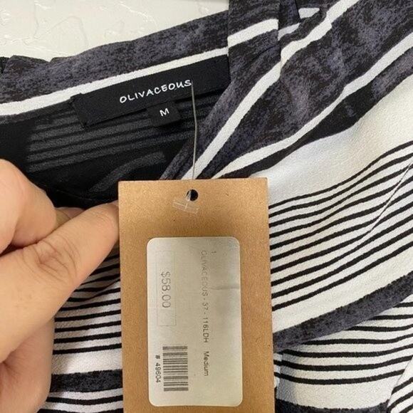 Olivaceous NWT Striped Cold Shoulder Dress Medium - Picture 4 of 8